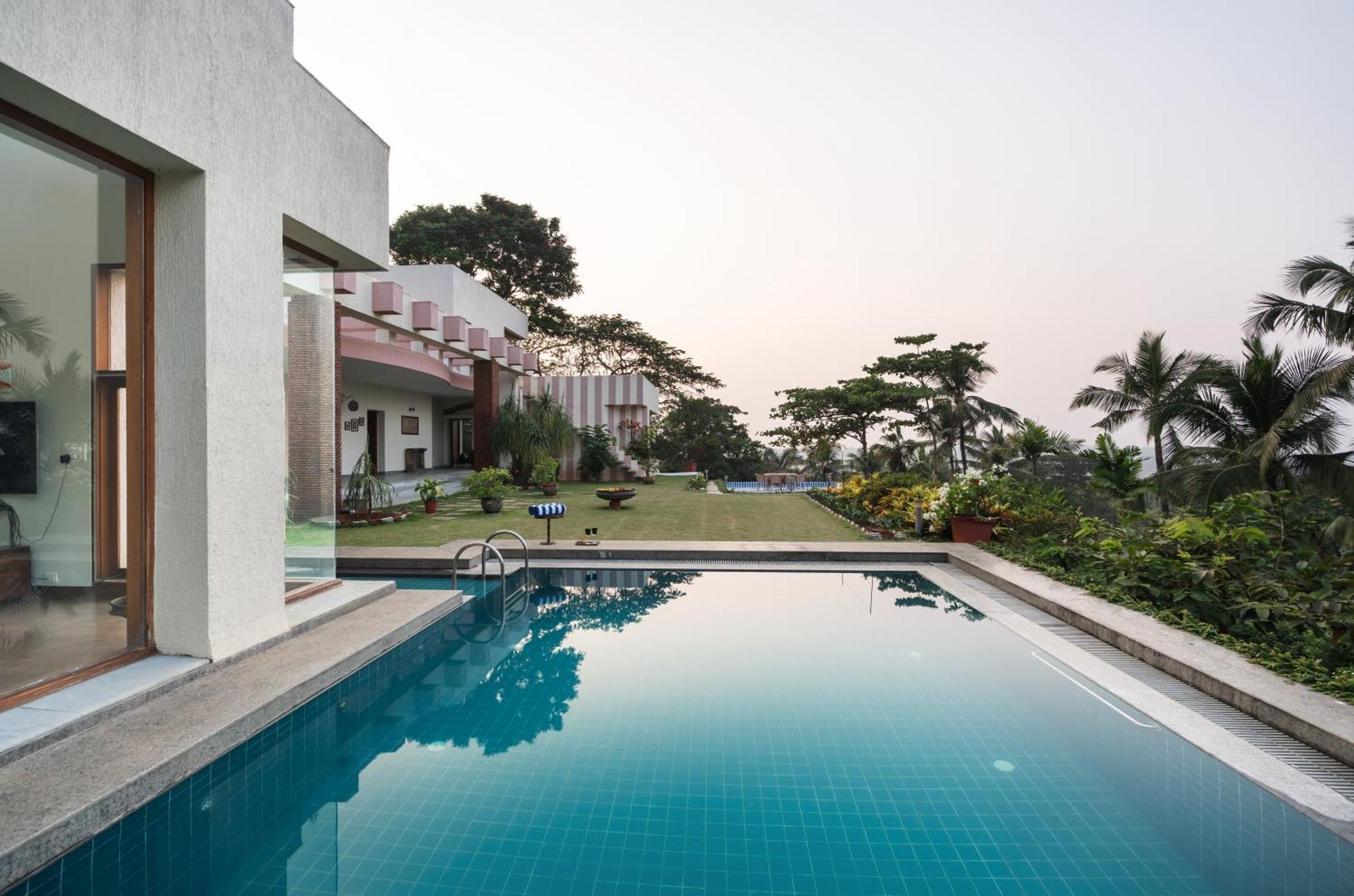 Saffronstays Pride Rock Mandve エクステリア 写真
