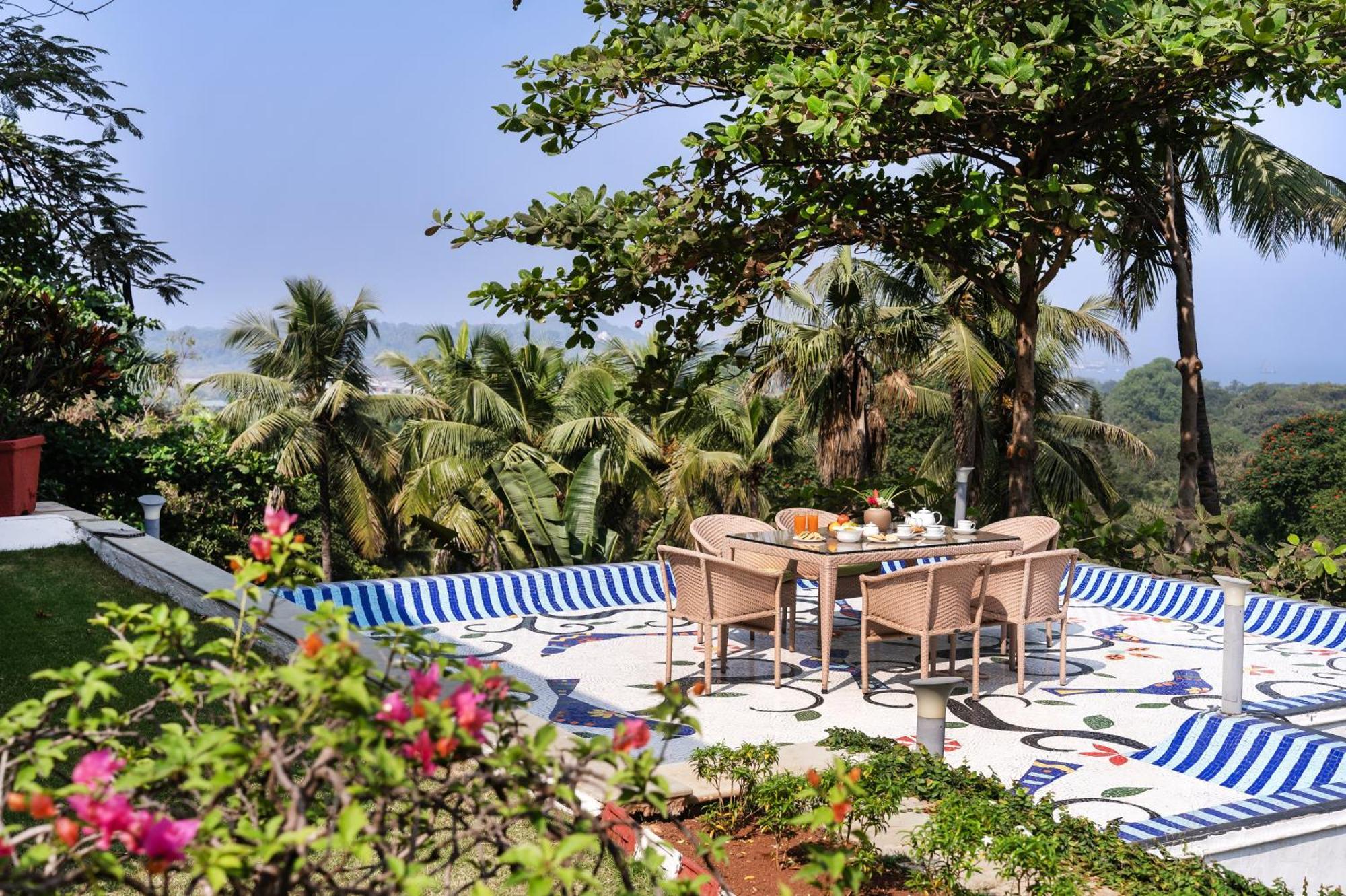 Saffronstays Pride Rock Mandve エクステリア 写真